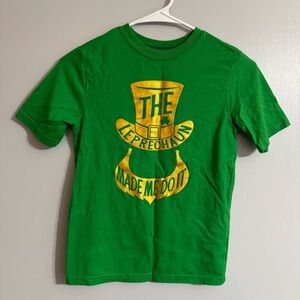 St. Patrick’s Day T-Shirt with Leprechaun Hat Design Size Medium